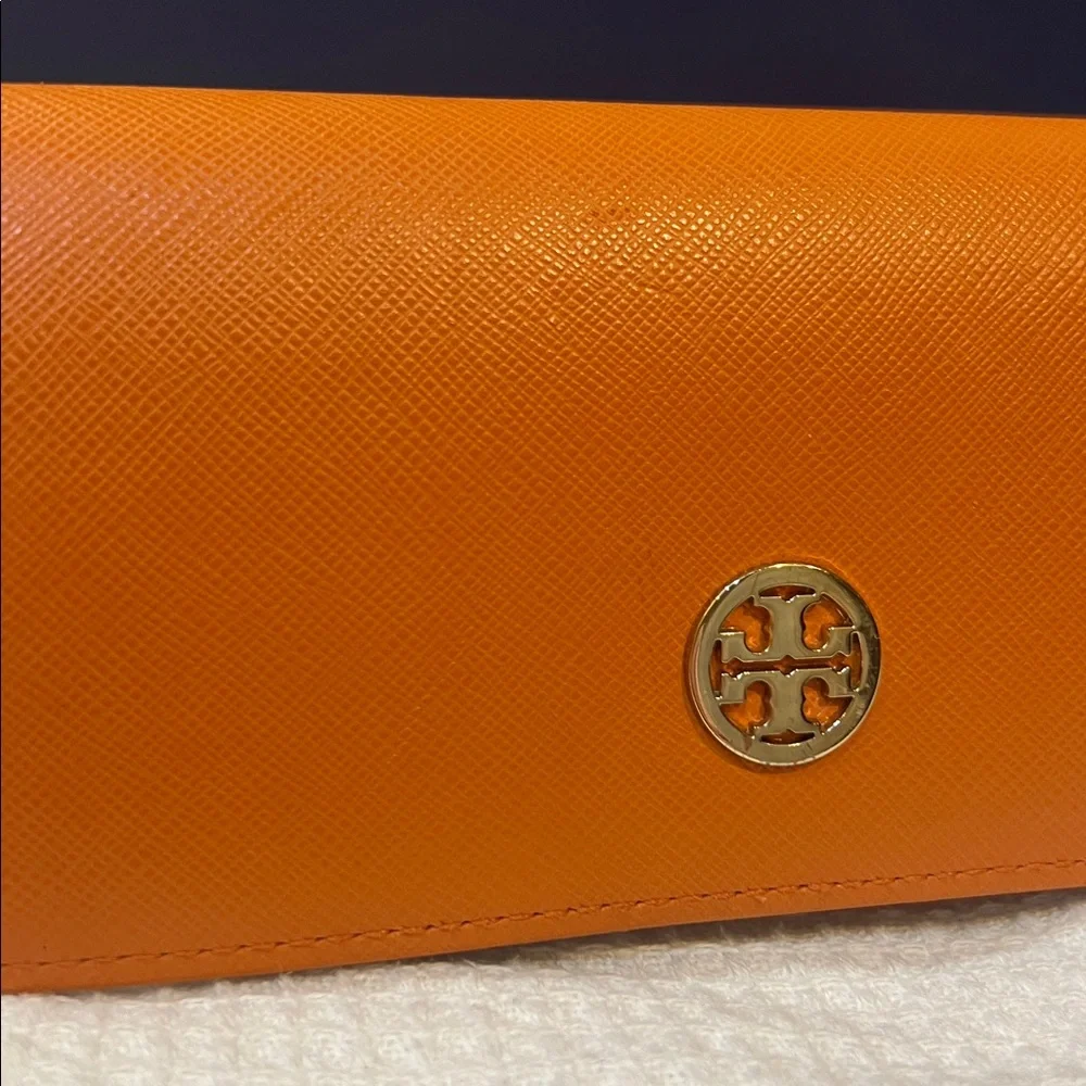 Authentic Tory Burch Eye Glass CASE